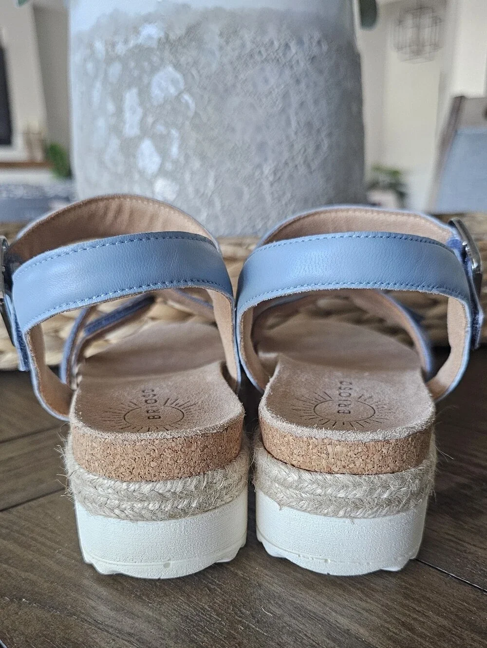 BRIOSO Women's Blue Leather Espadrille Platform Sandals Women's Sz 9 & 10 NWOB